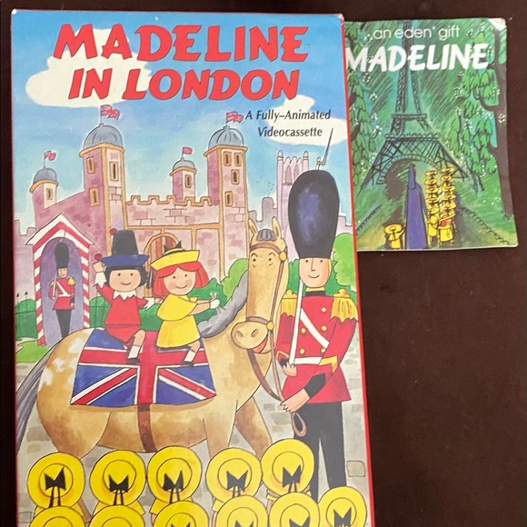 Madeline doll-Genevieve dog - Picture 2 of 7